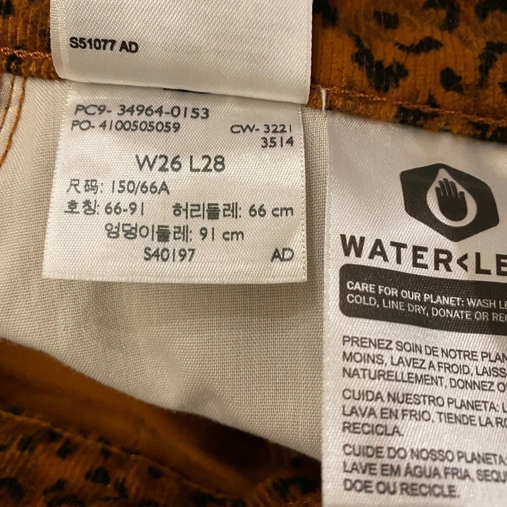 Levi's Premium Wedgie Straight Button Fly Leopard Rust Brown Corduroy Pants 26 - Picture 10 of 10